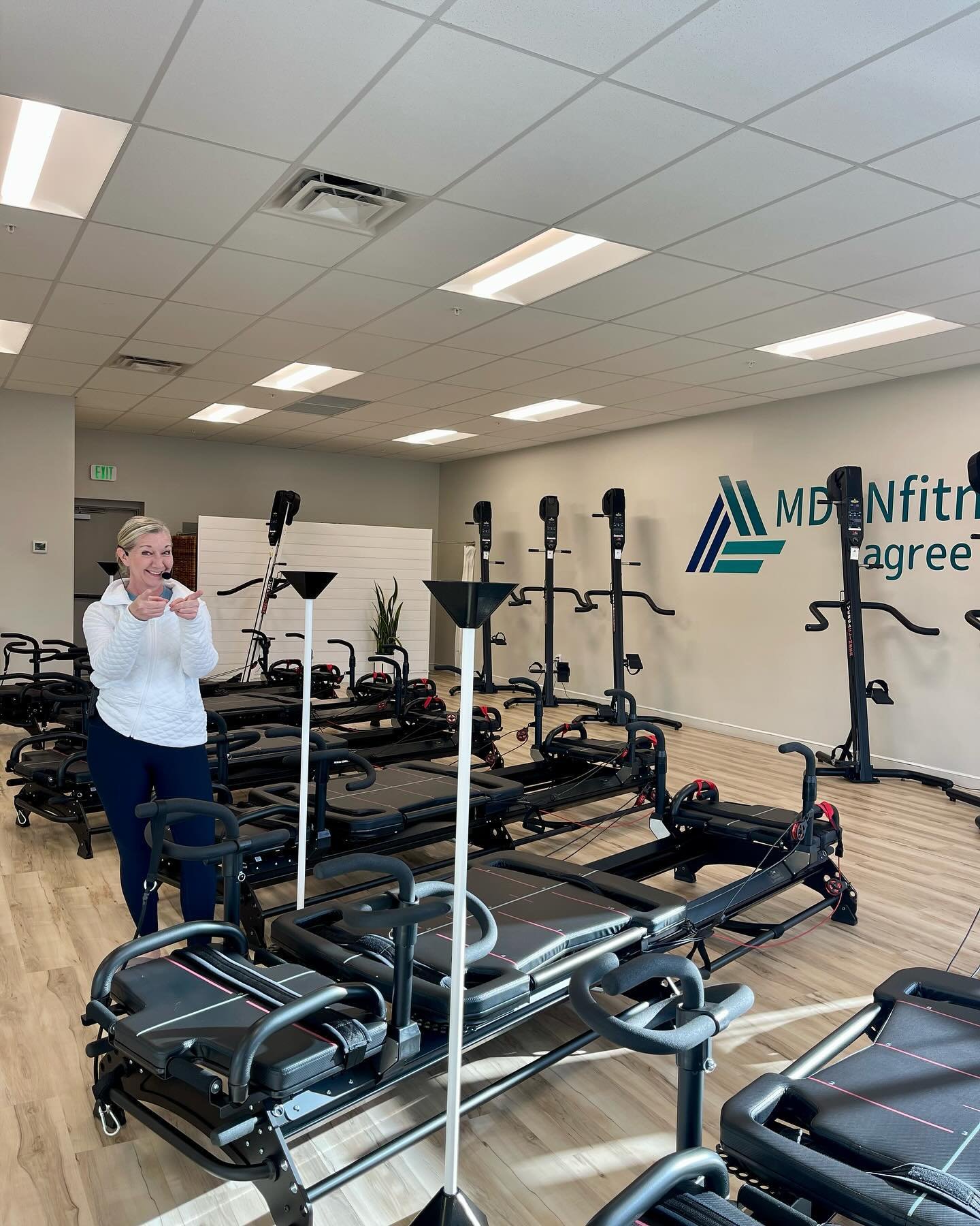 Come join me for my 9:30am Climb class today @mdrnfitnesslagree  You will feel so great after!  Really great promo for April. Come 15 times until April 30th for $30. #lagreefamily #lagree #mdrnfitnesslagree #exerciseismytherapy