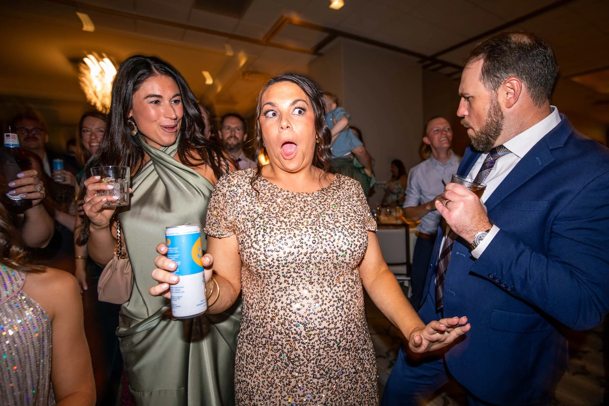 The Magnolia Hotel wedding reception, st louis documentary wedding photography