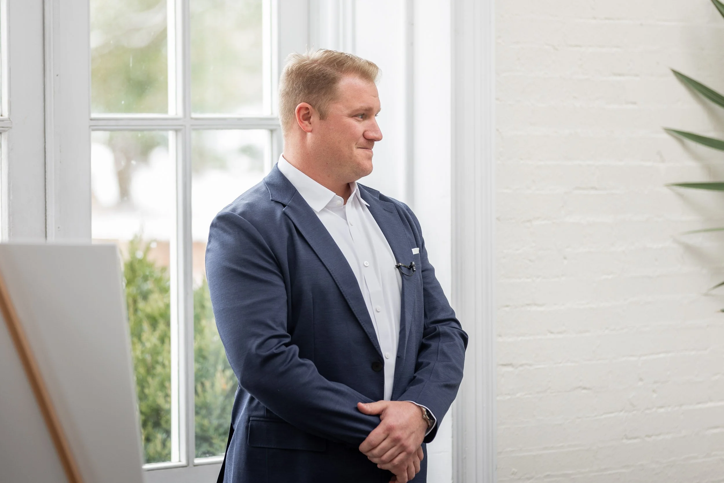 groom-waiting-for-bride-saint-louis-wedding-photography.jpg