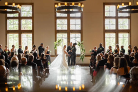 Silver Oaks Chateau // St. Louis Wedding Venue