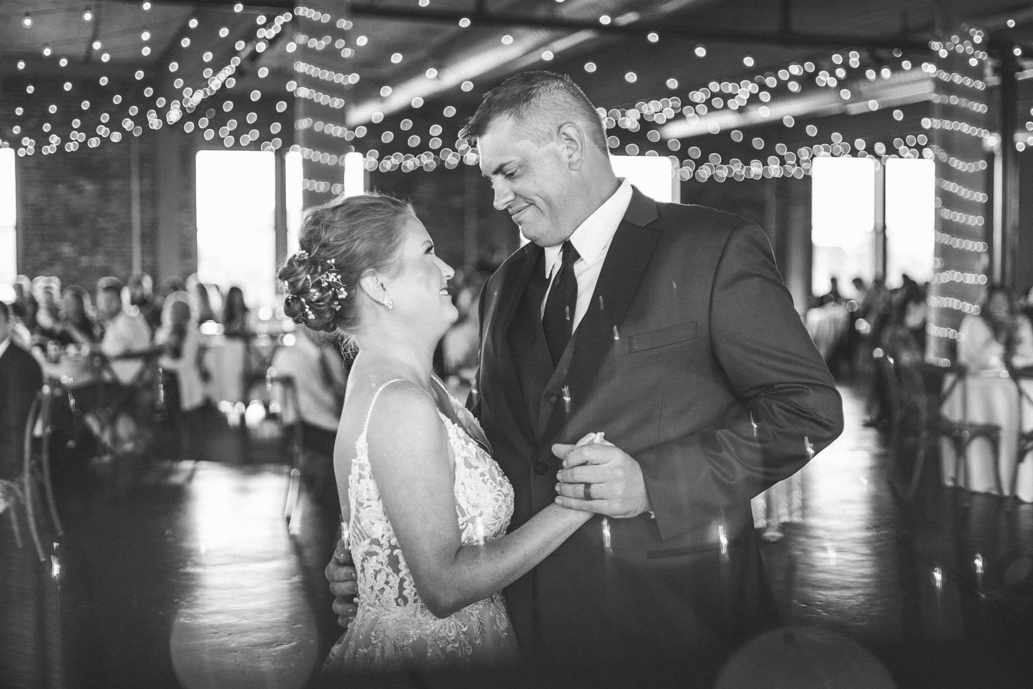 downtown st louis missouri wedding photography of bride and groom having first dance