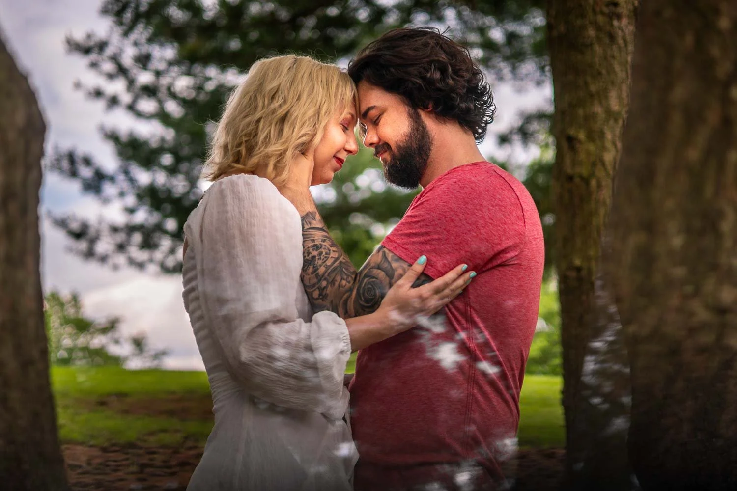 engaged couple putting their heads together and smiling-illinois engagement photography session
