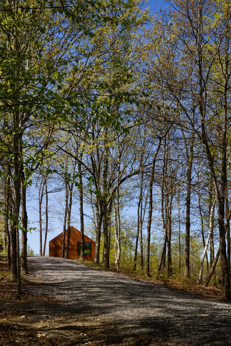 Barn On Routh Ridge Ridge Barn — Worrell Yeung