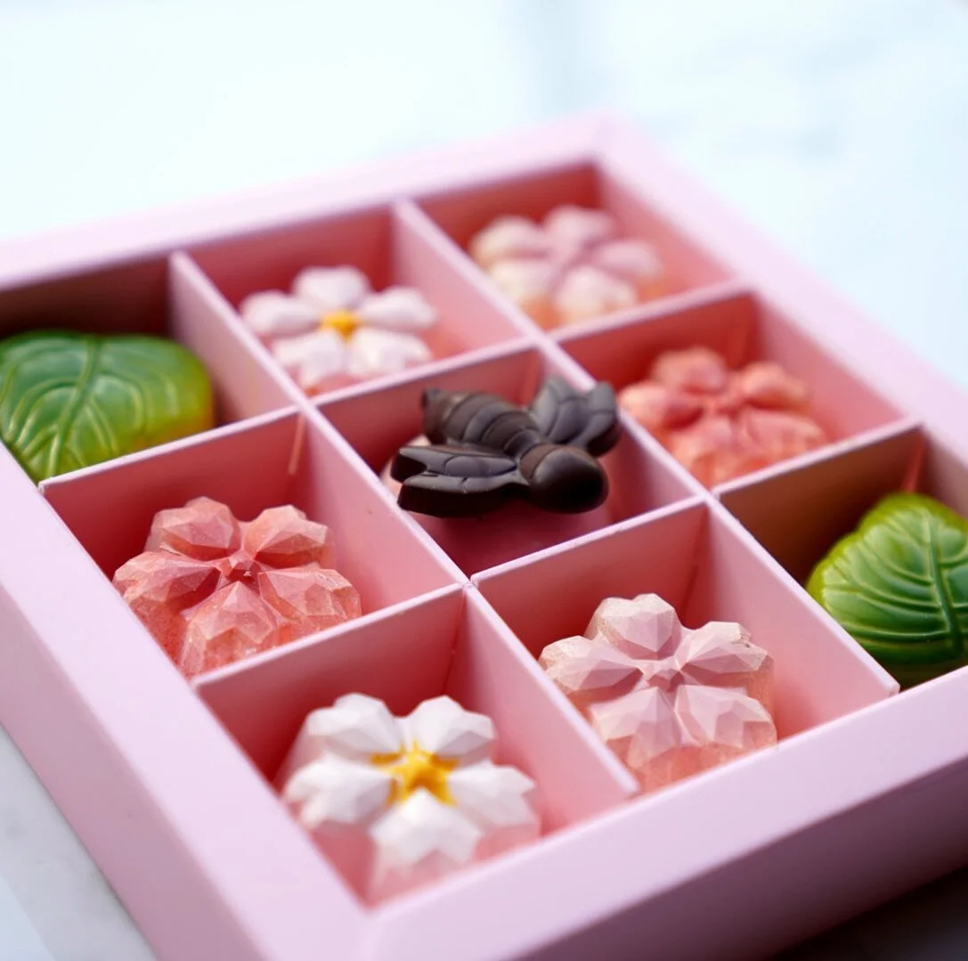 I don&rsquo;t know about your mom but my mom does NOT like it when I give her flowers.  She&rsquo;s like &ldquo;They&rsquo;re pretty but they die so quickly and it&rsquo;s sad when they end up in the trash.&rdquo; So my idea was to make a box of edib