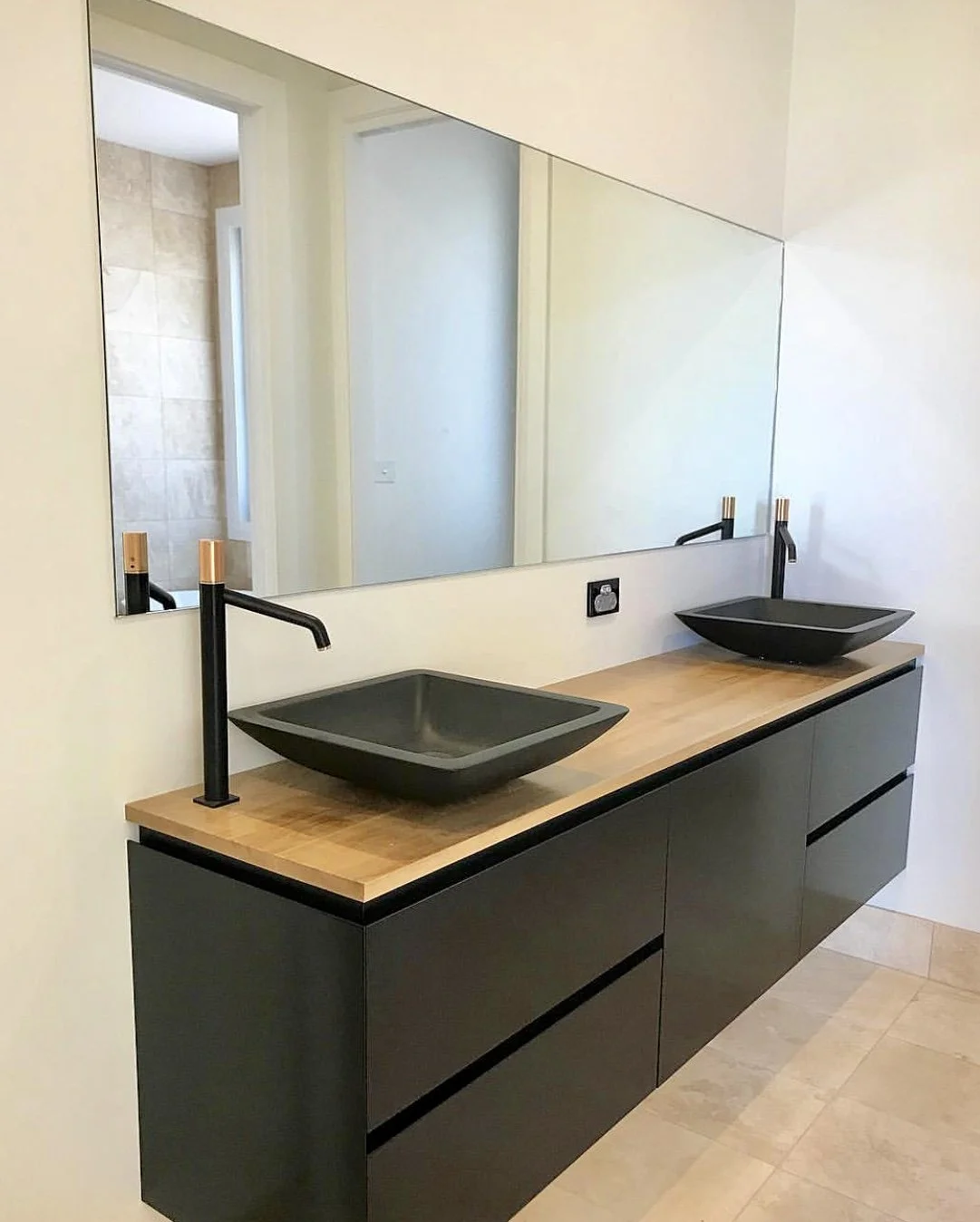 40F49CE7-6F32-4F11-BD68-90960BB341DB Ben Thearle.jpeg