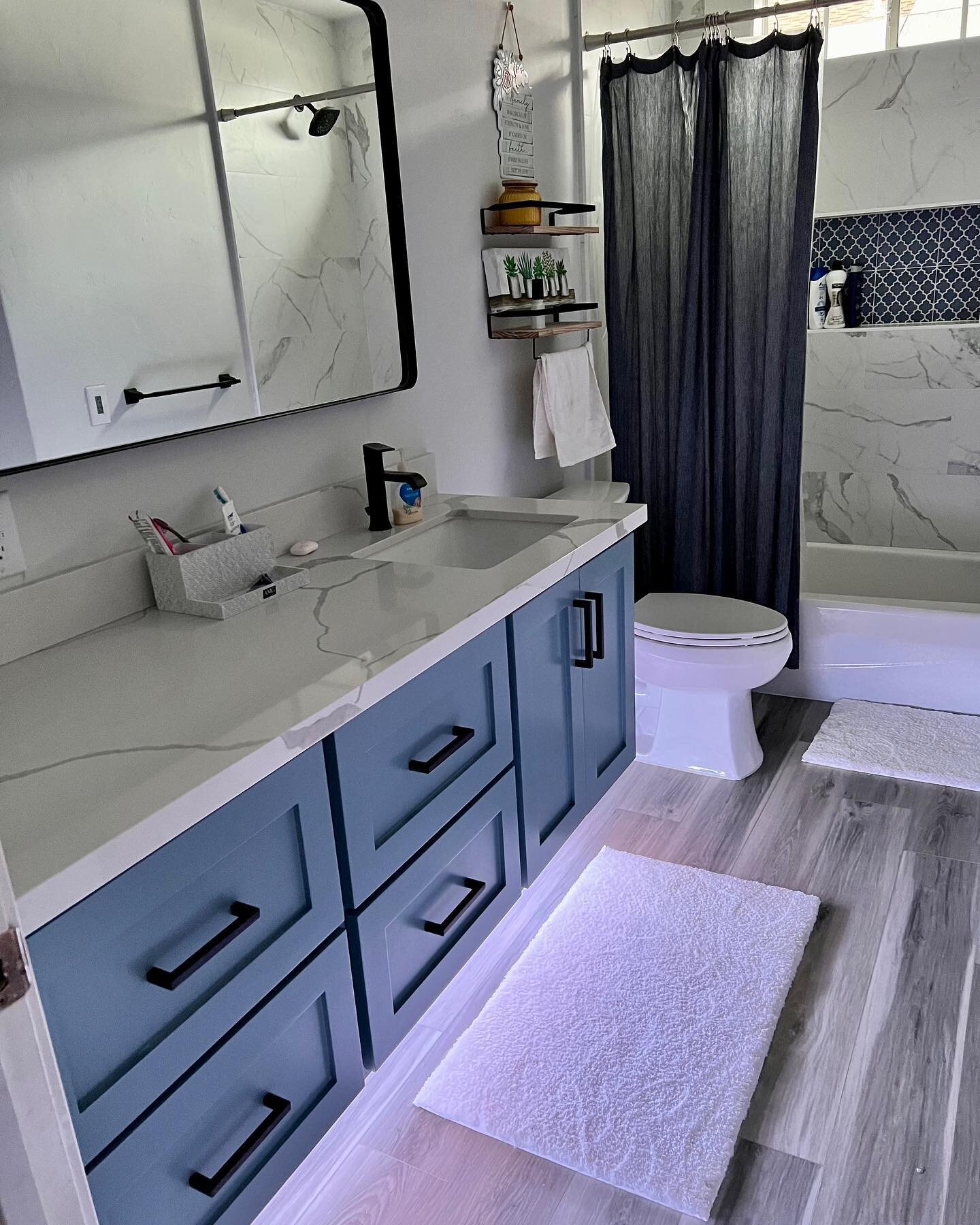 bathroom remodel with an extra touch of LED lights 💡

Call or Text Jojo (831-265-9696) for a free estimate! 
&bull;
&bull;
&bull;
#bathroomdesign #bathroomremodelingideas #bathroomremodel #bathroom #generalcontractor #hollister #veteran #veteranowne