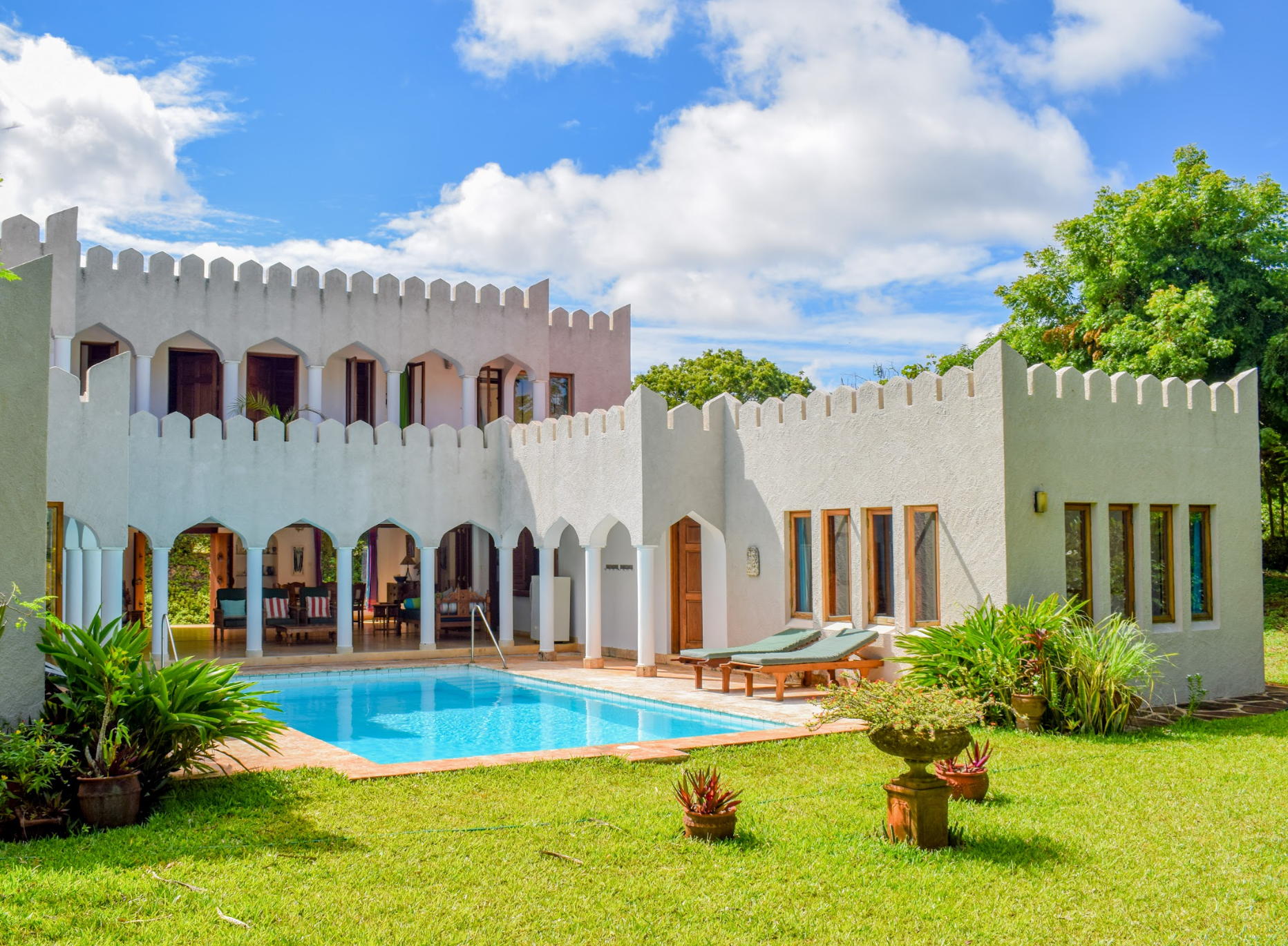 4-Bed Fairway Golf Villa For Sale