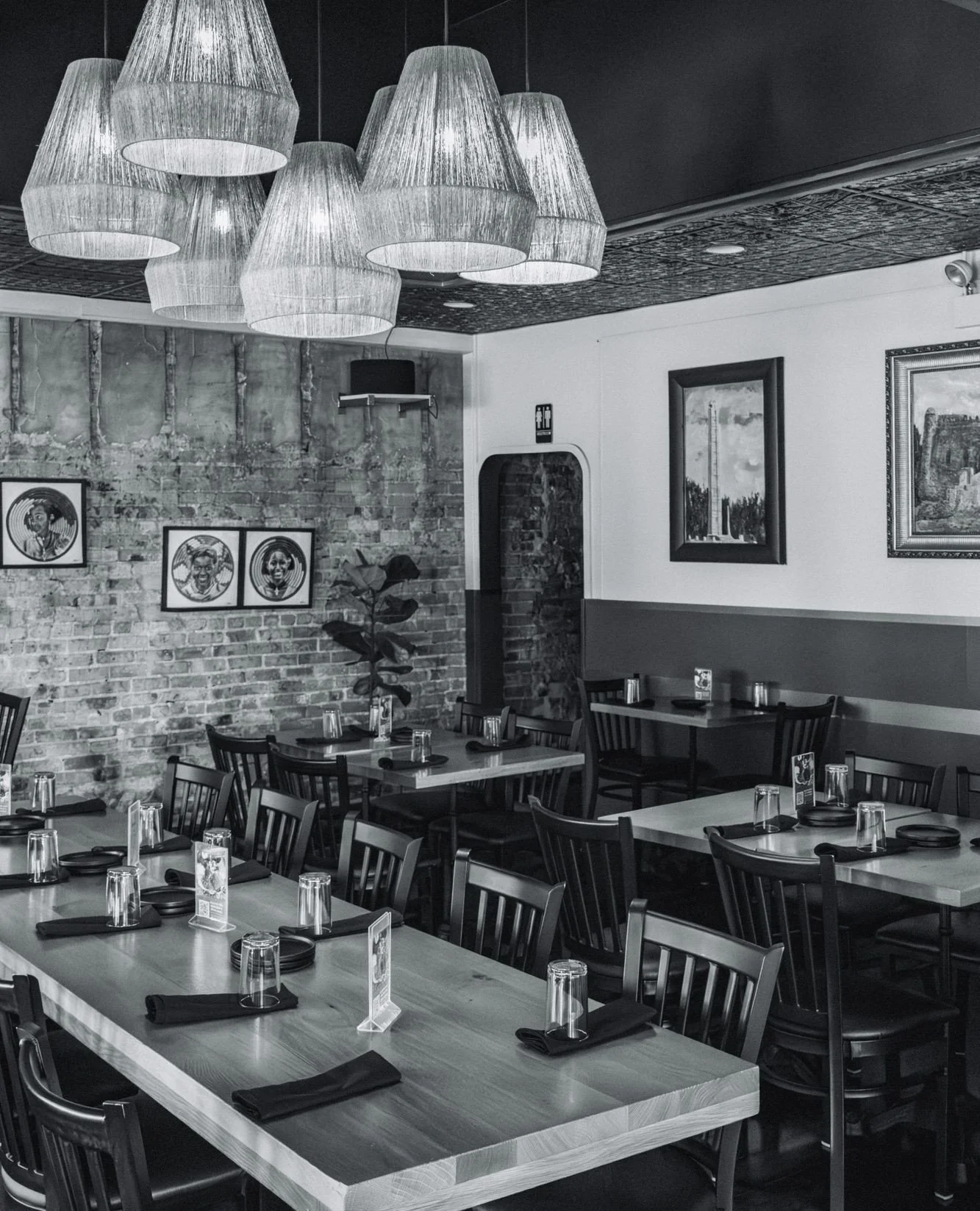 The perfect cozy happy hour 🥂⁠
⁠
Every Monday-Thursday, 4-6pm⁠
⁠
$7-$8 Wine⁠
$7-$10 Beer⁠
$8 Sambussas⁠
$10 Sampler Trio⁠
$8 Ethiopian Tiramisu⁠
⁠
⁠
⁠
#chicagohappyhour #uptownchicago #chicagofood #chicagodrinks #chicagorestaurant⁠