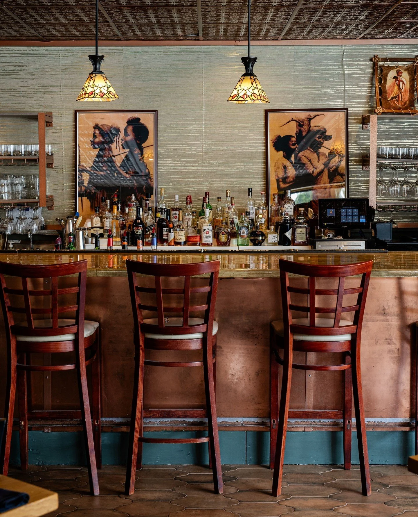 Join us for dinner this week ✨⁠
⁠
Open Monday-Thursday, 4pm-9pm⁠
Friday-Saturday, 11:30am-10pm⁠
Sunday, 11:30am-9pm⁠
⁠
Book a reservation at our link in bio or walk-in!⁠
⁠
⁠
#chicagofood #chicagofoodscene #chicagoeats #chicagorestaurant