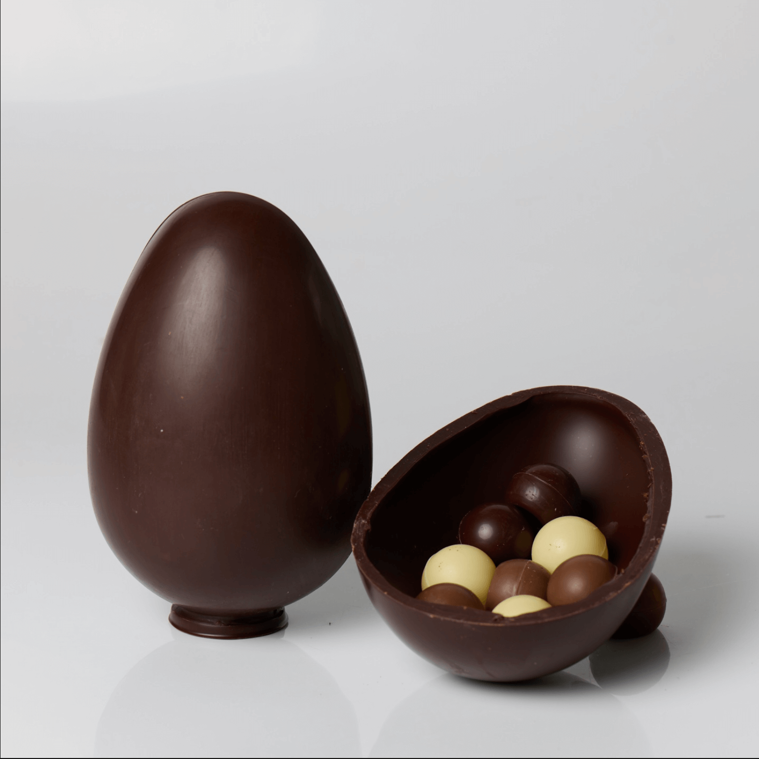 artisan dark chocolate easter egg with eight ganache filled chocolate truffles