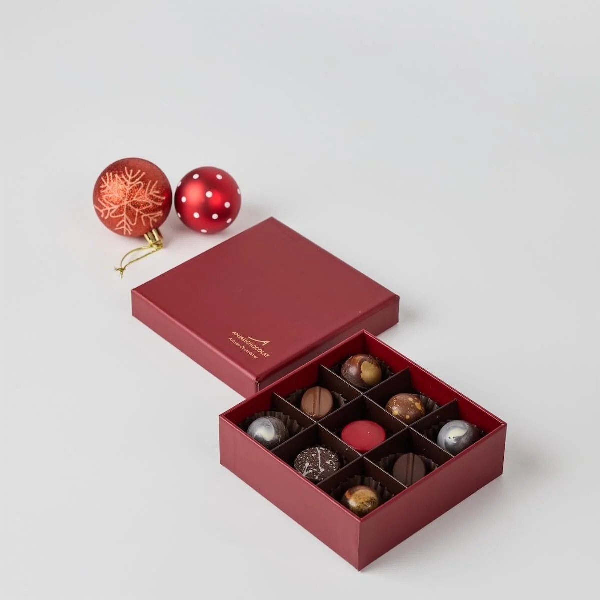 Christmas 9pc box.jpeg