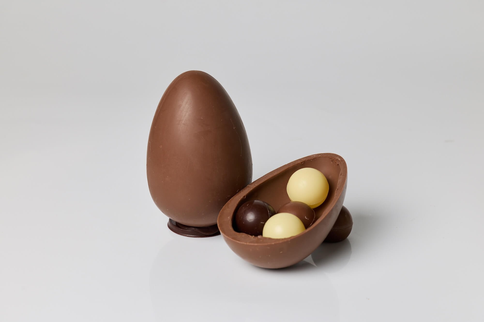 small-chocolate-easter-egg-anjalichocolat-singapore-2026-alt.jpg.jpg