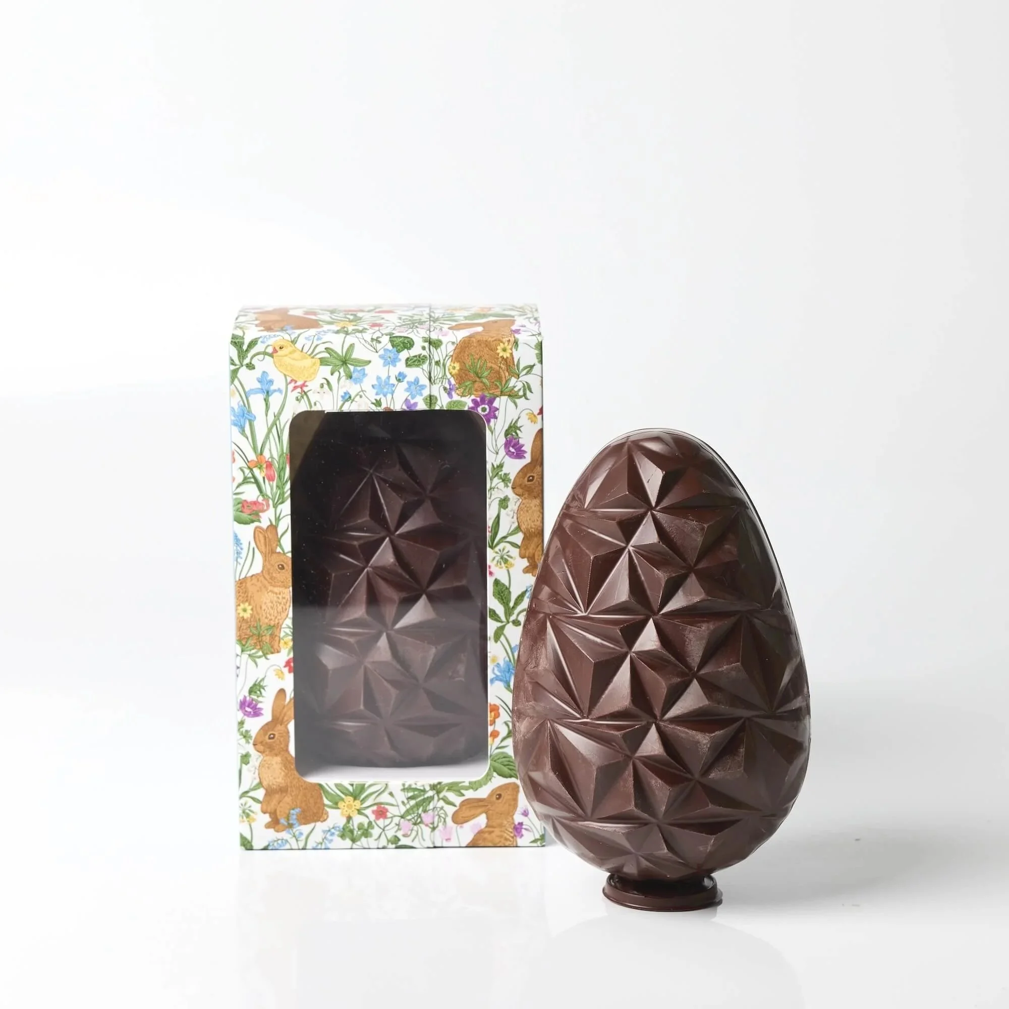 dark-chocolate-easter-egg-with-chick-anjalichocolat.jpg