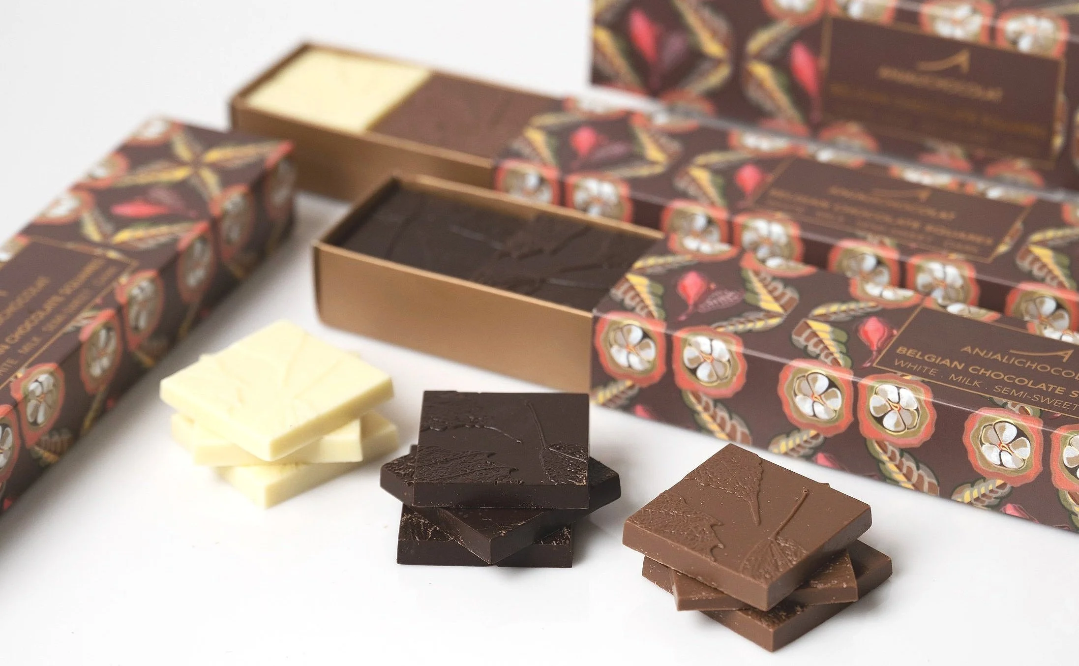 Box of 15 Assorted Chocolate Tasting Squares