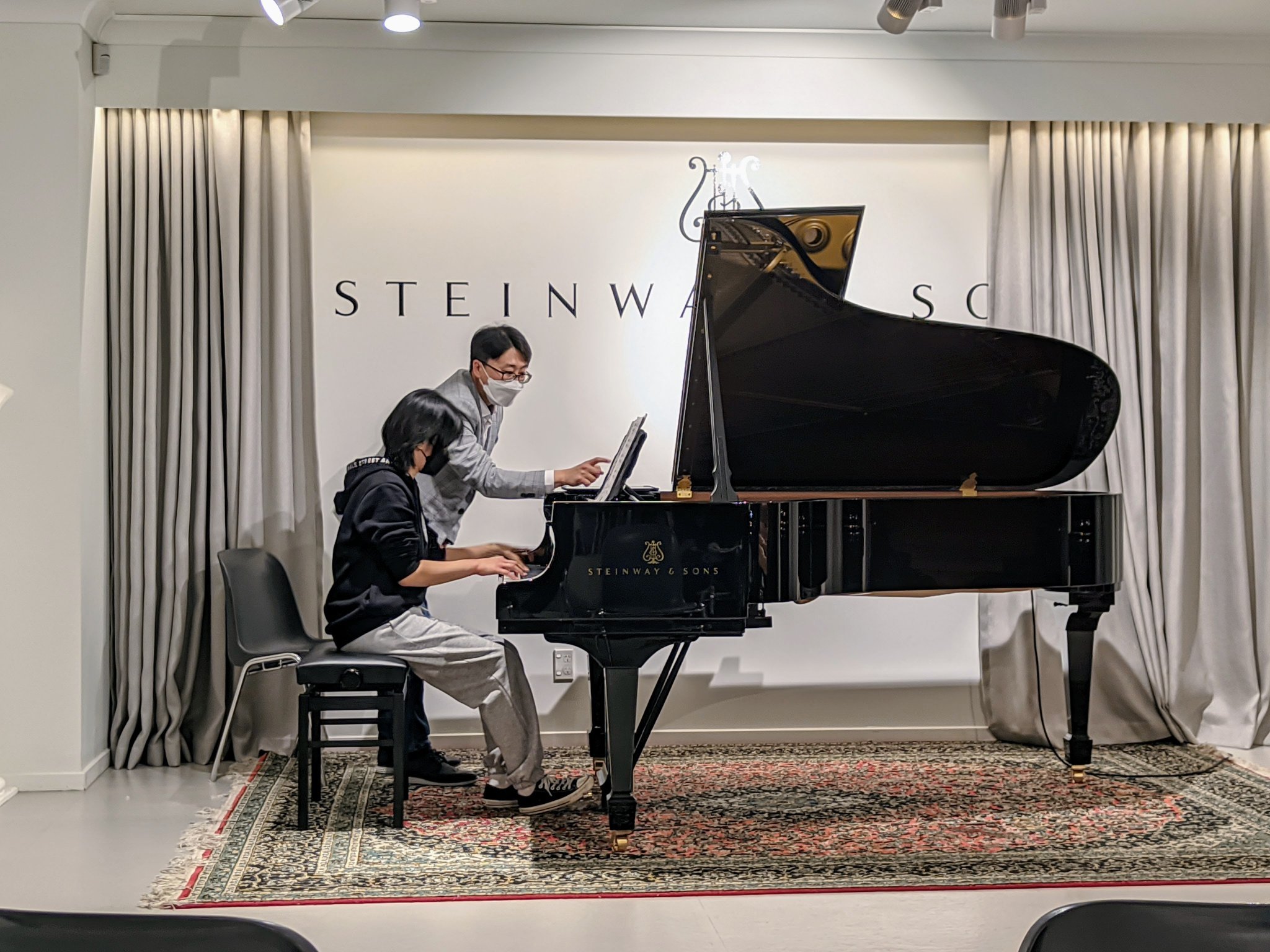 Piano master classes online