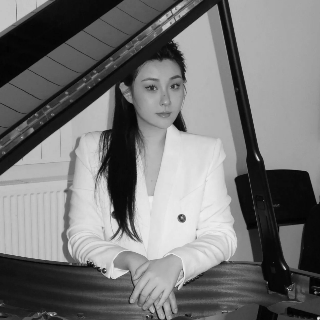 LINDA PENG • Piano