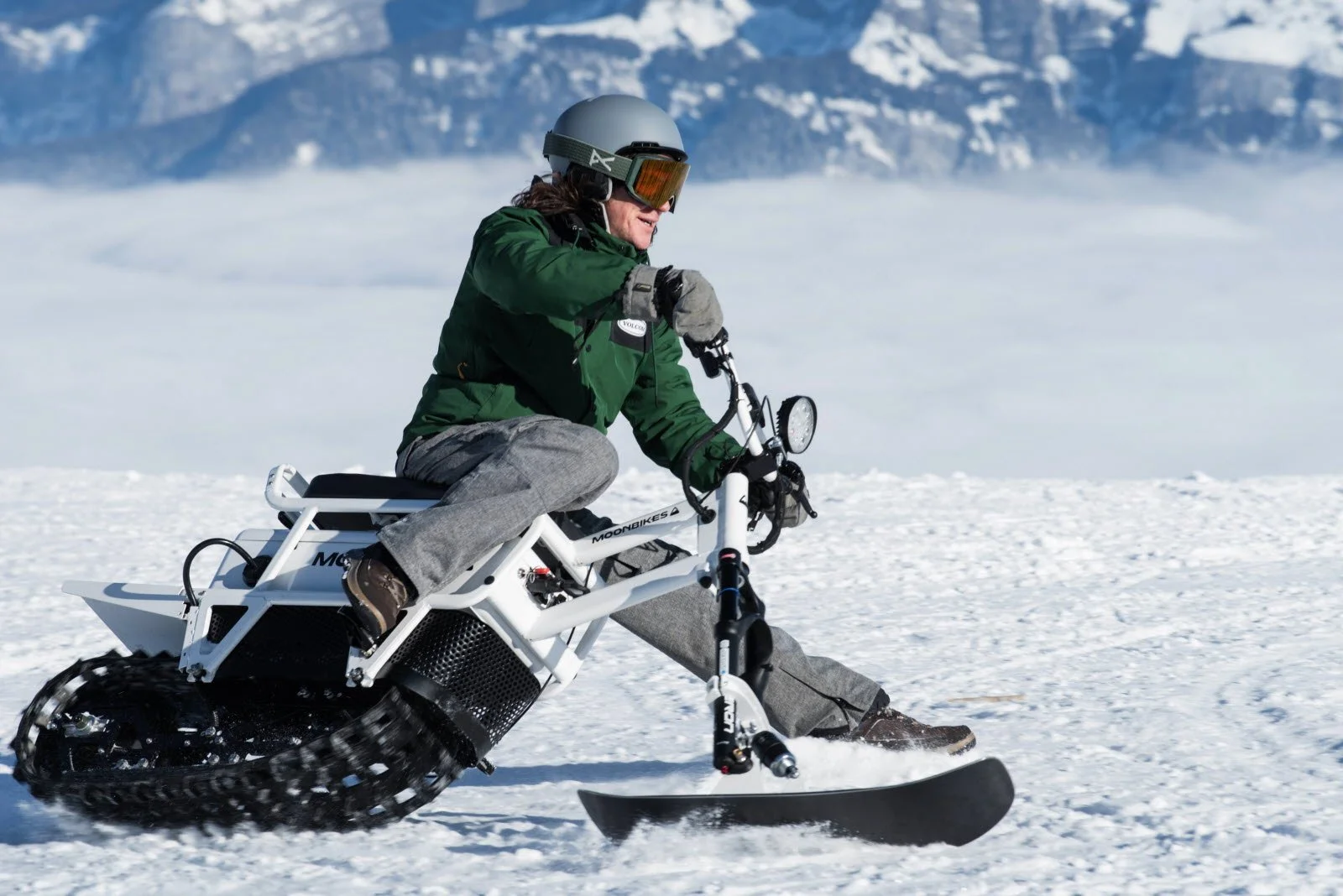 Moonbikes: less CO2e than snowmobiles