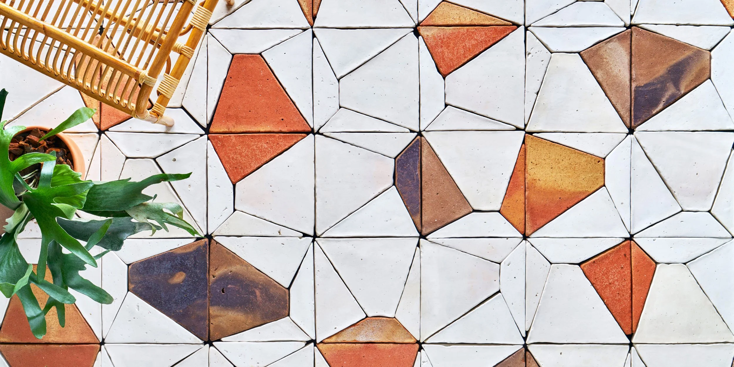 Colección de azulejos diseñados de forma artesanal