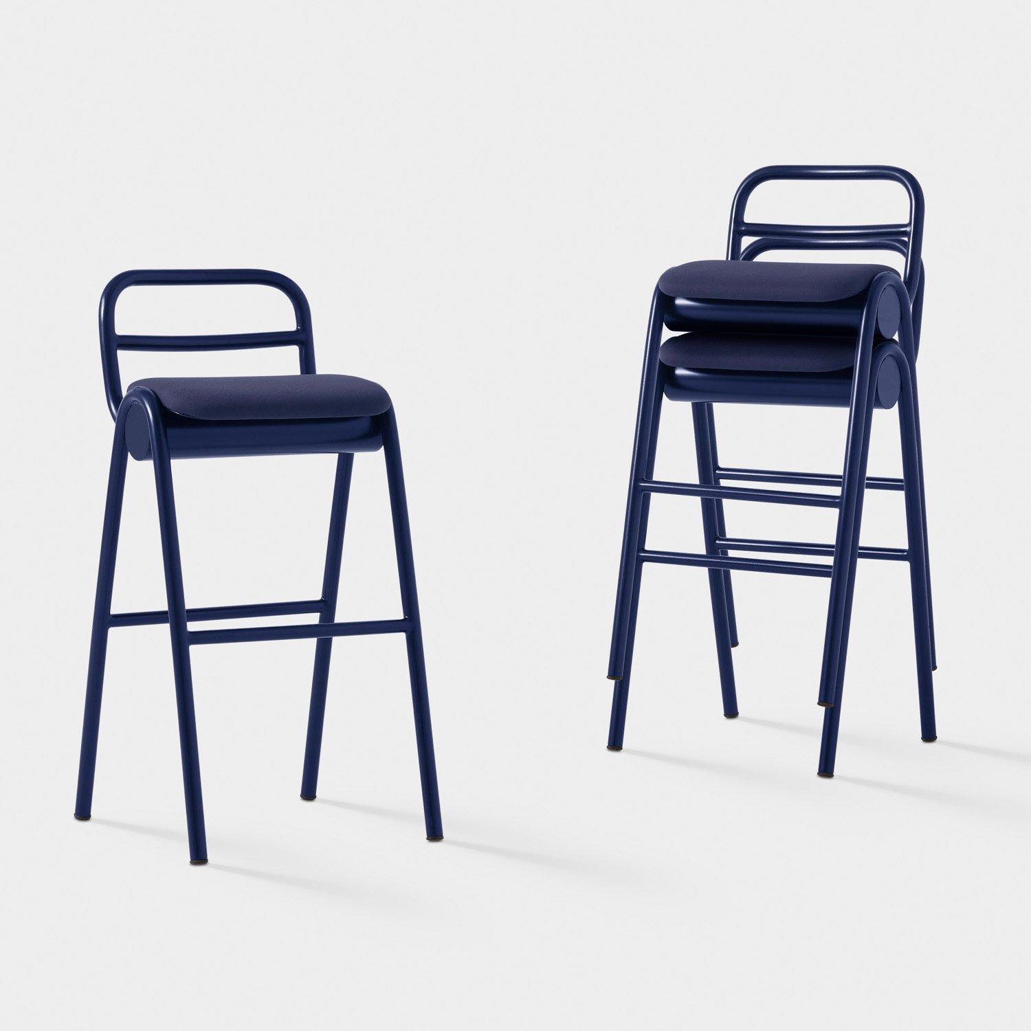 ZUM aluminum chair designed for indoor and outdoor contract spaces