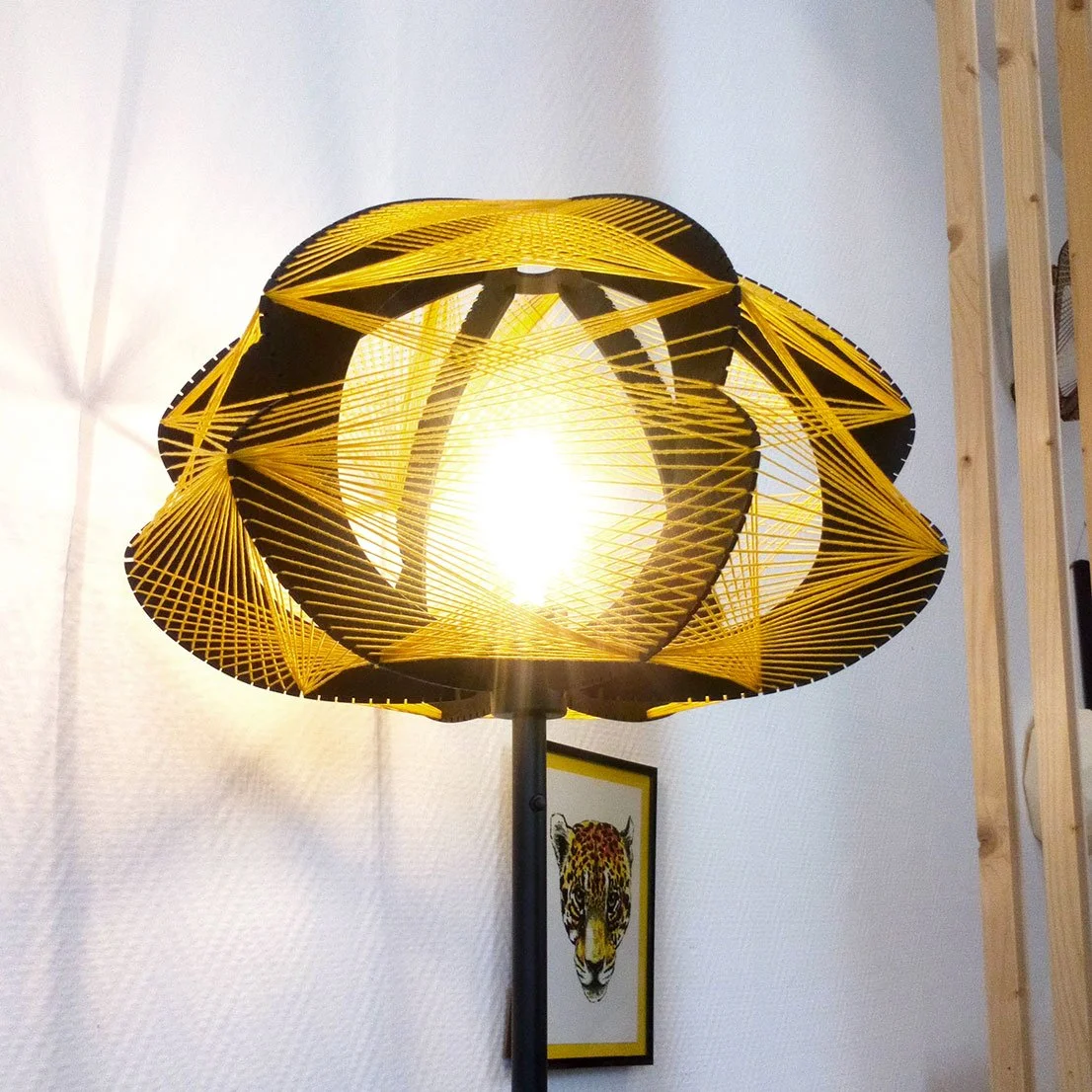 juliegodel-lampe-K3-jaune-6.jpg