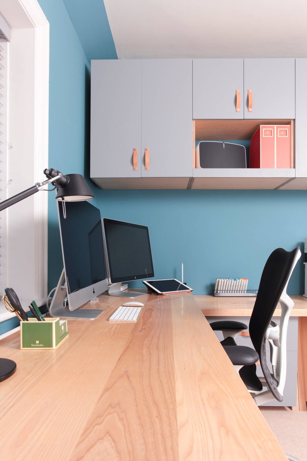 Bespoke Fitted Home Office Furniture | Surrey & Sussex | Xyloforms