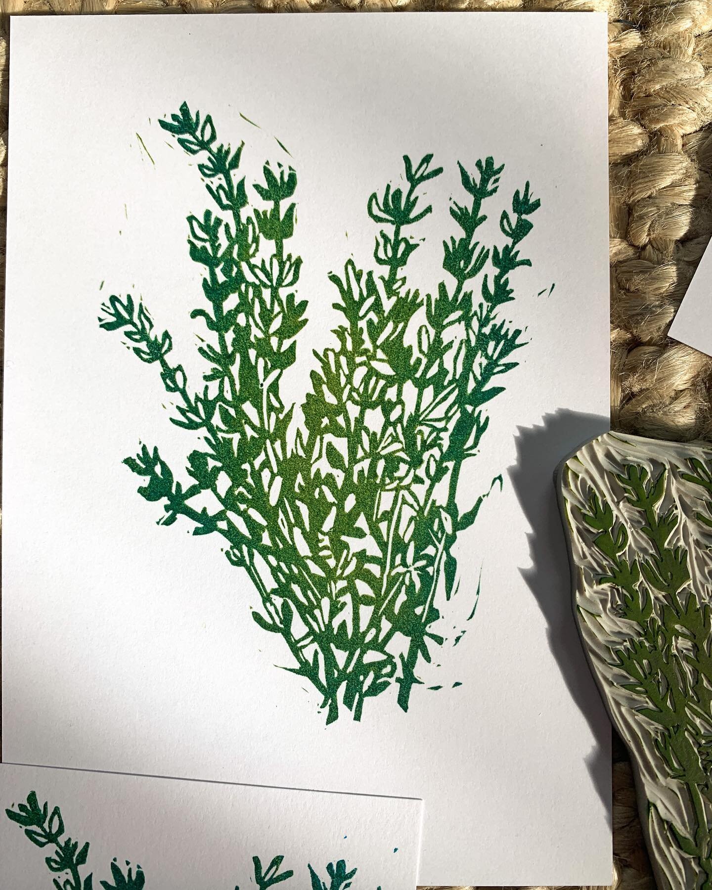 Thyme. One of my favorite herbs

#stampcarving #handcarvedstamp #thyme #herbs #creativeprojects #stamping #blockprinting #handcarved #blockprint #labeldesign #botanicalart #botanicalstamps