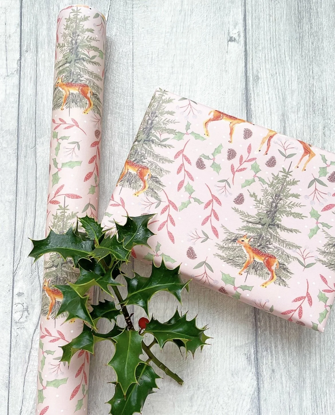 Woodland Christmas gift wrap