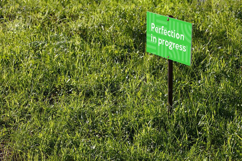 Grass sign.jpg