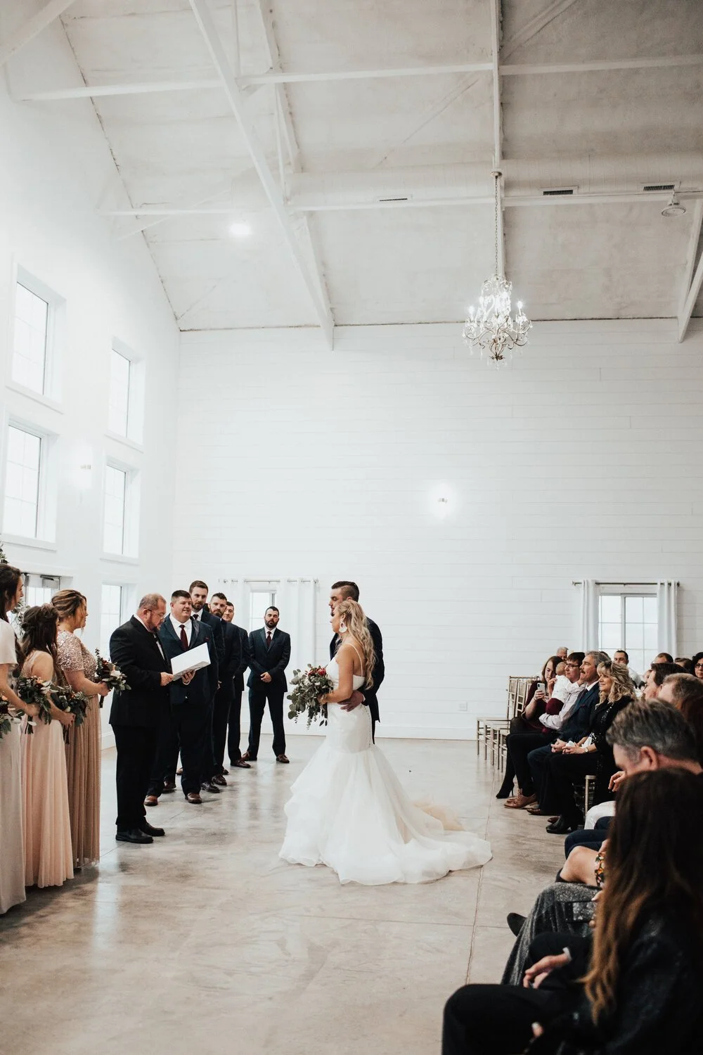 Tamra + Justin | The Barn at Fairview Acres Wedding | Illinois Wedding Photographer