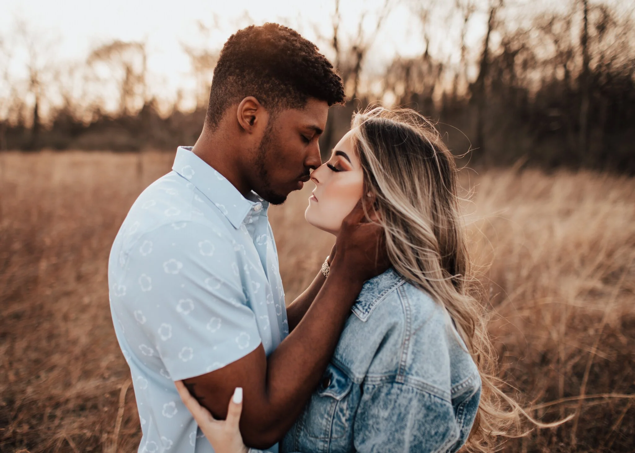 Emma + Travon | Golden Hour Couples Session at Starved Rock | Illinois Couples Photographer