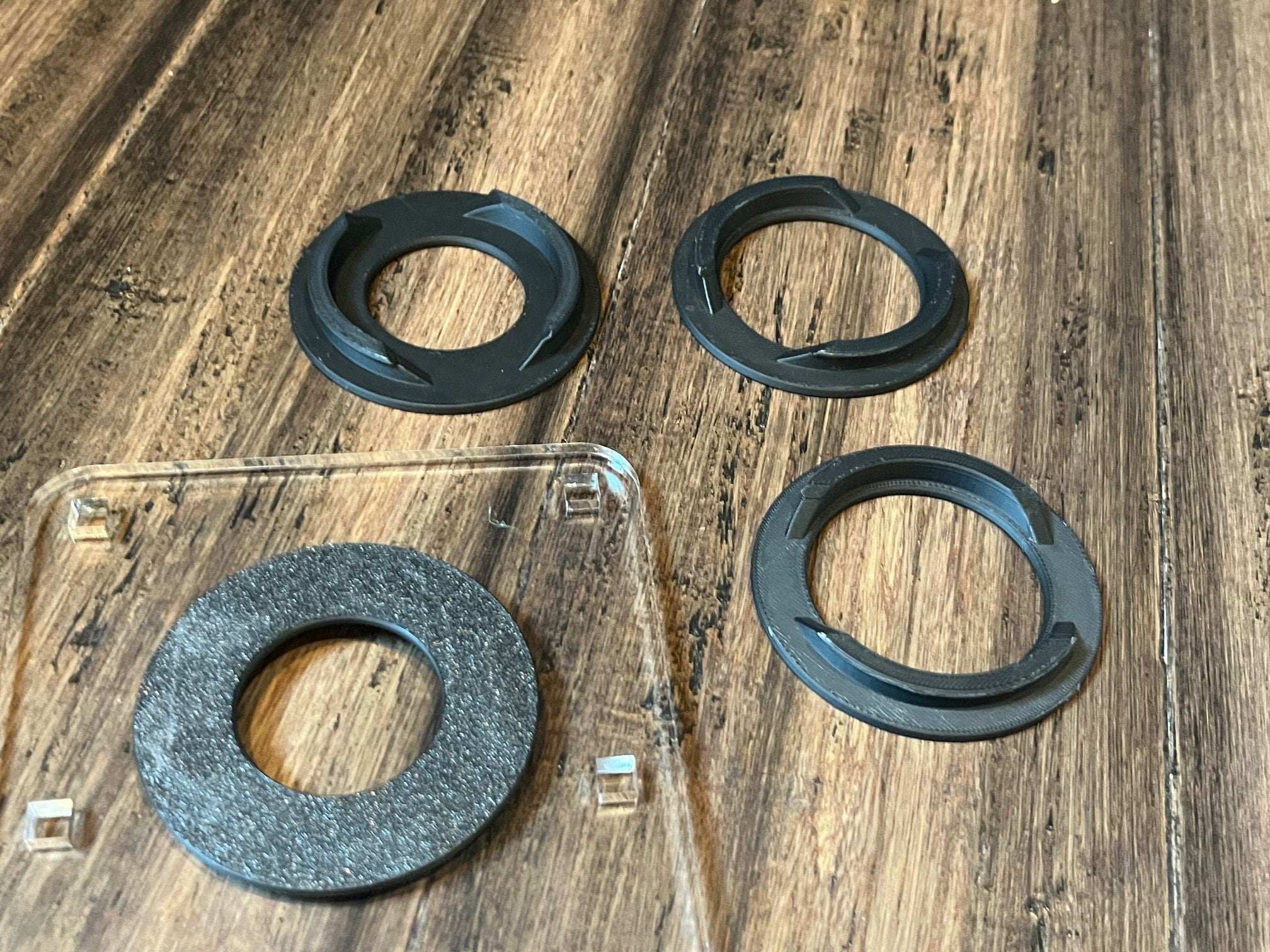https://i.etsystatic.com/12590997/r/il/90381f/5826439443/il_fullxfull.5826439443_niis.jpg