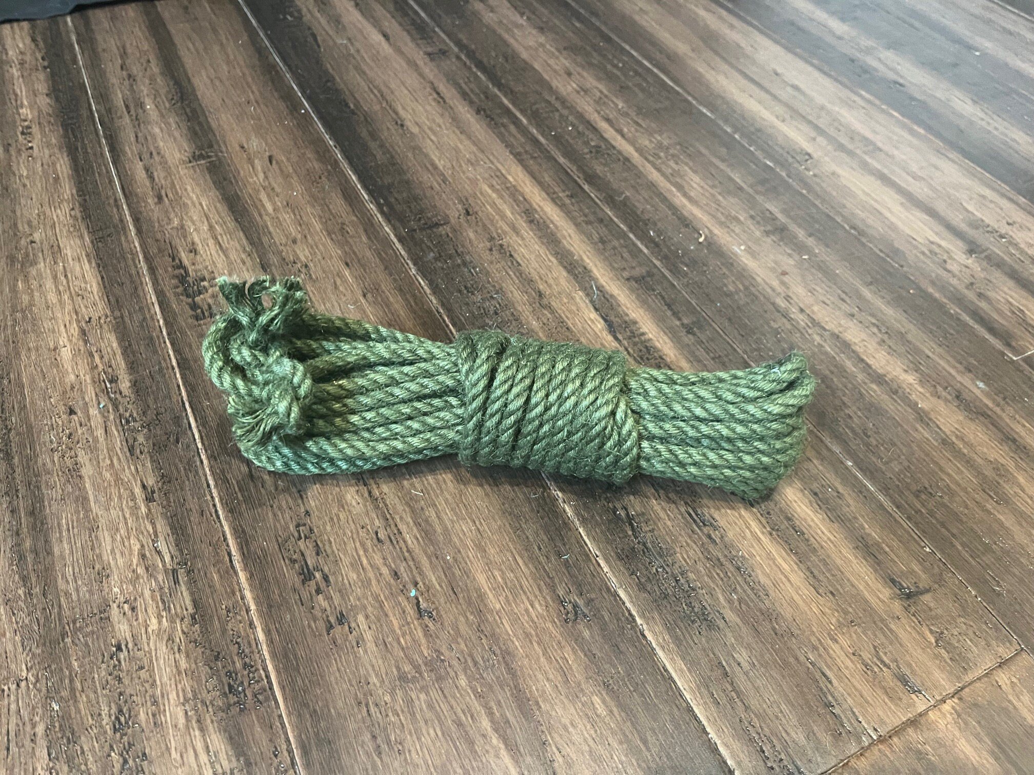 https://i.etsystatic.com/12590997/r/il/40b646/5757626271/il_fullxfull.5757626271_d2a3.jpg
