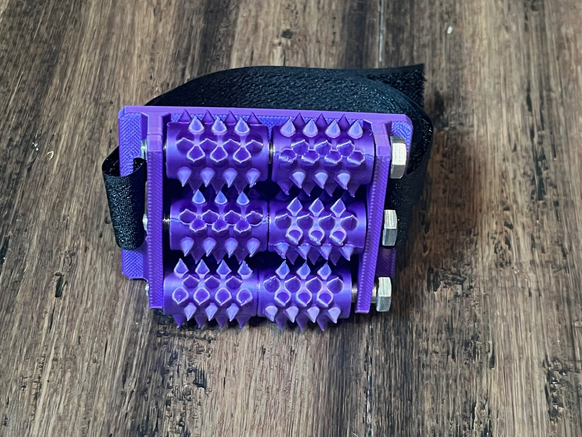 https://i.etsystatic.com/12590997/r/il/032605/5723112718/il_fullxfull.5723112718_krev.jpg