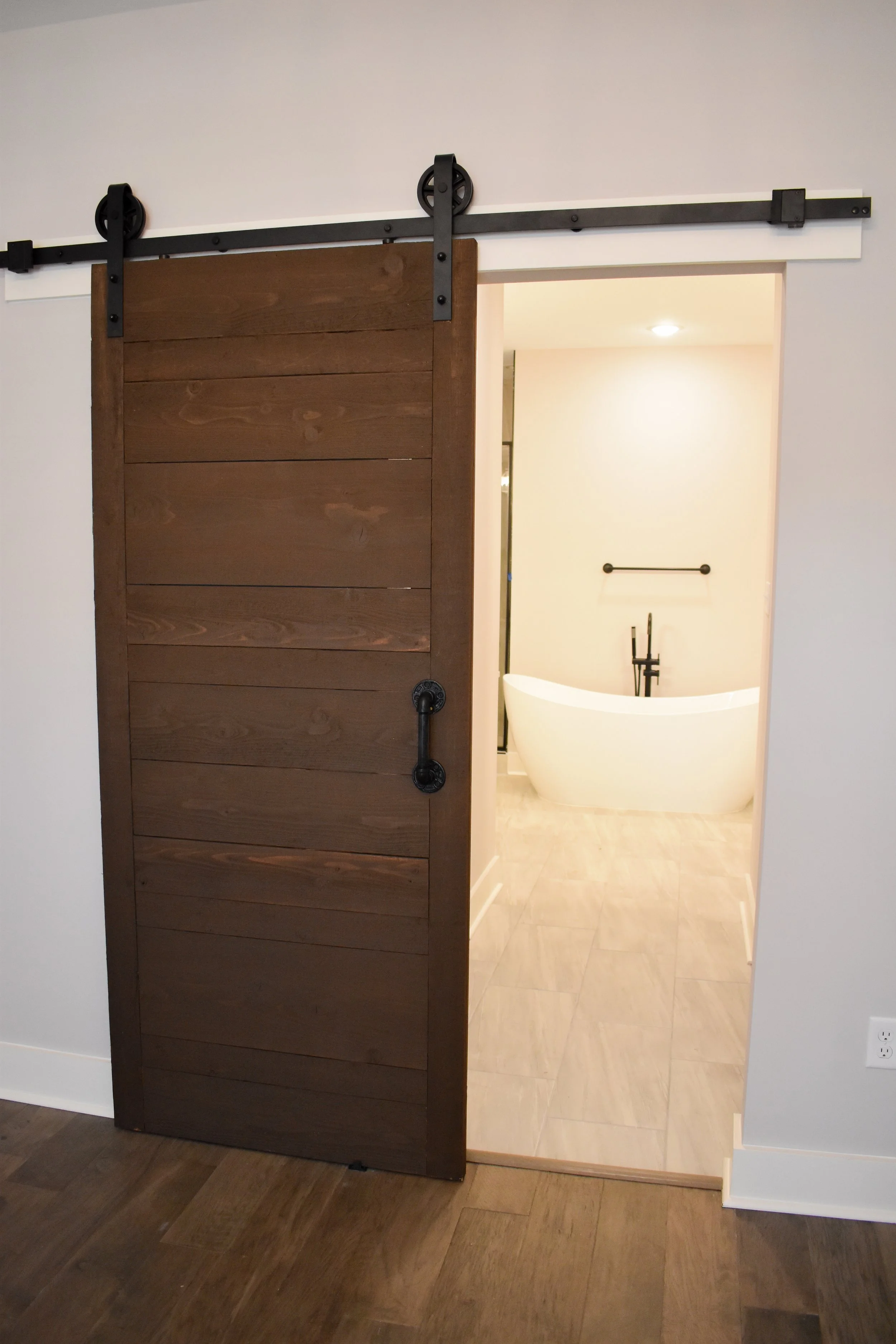 Master barn door .jpg