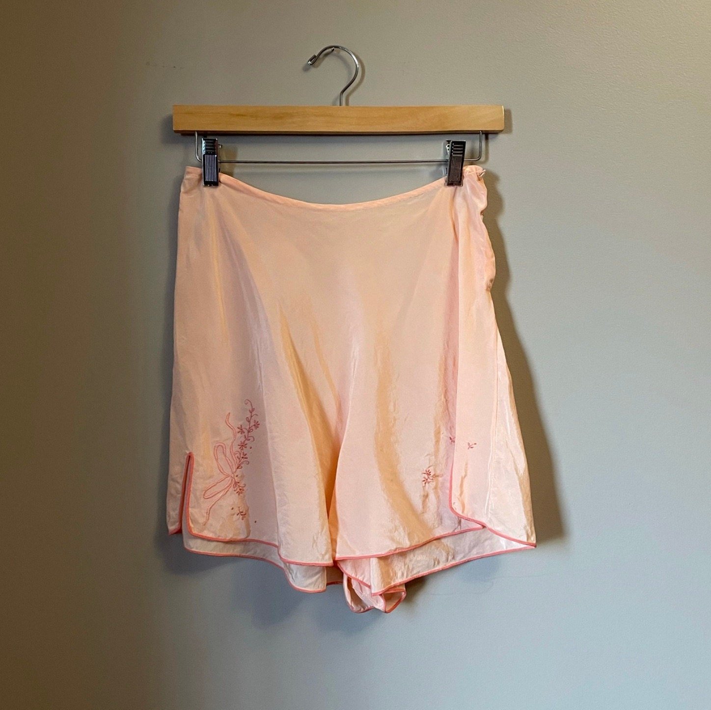 https://i.etsystatic.com/7657187/r/il/35f607/2810212427/il_fullxfull.2810212427_si6d.jpg