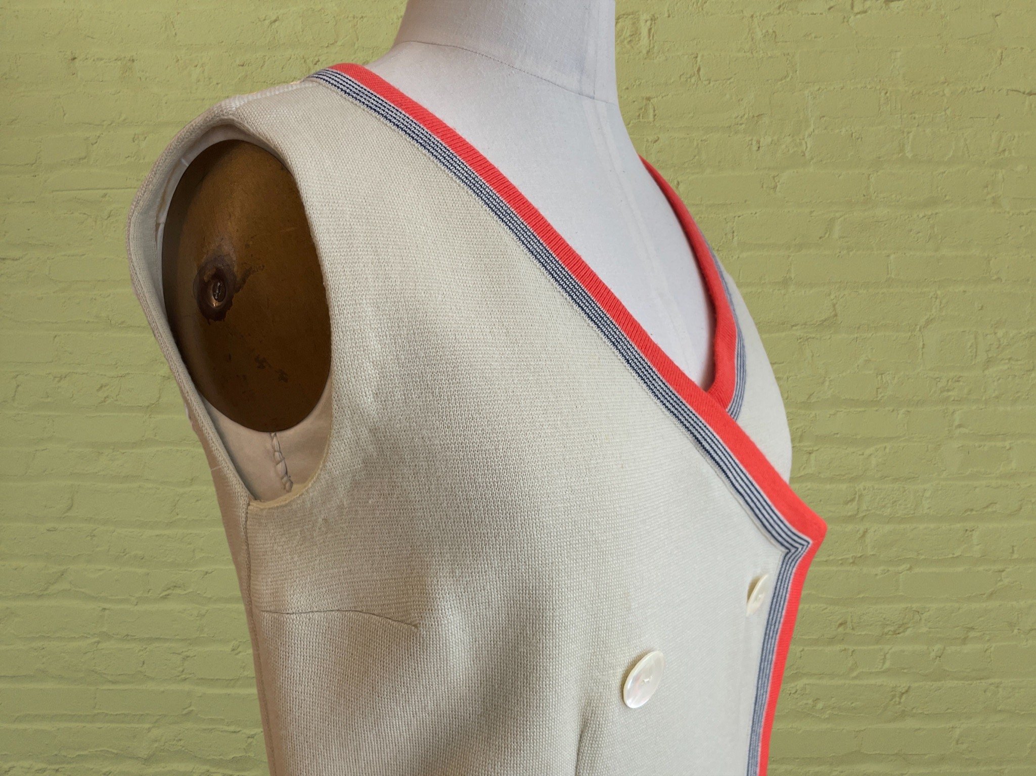 https://i.etsystatic.com/7657187/r/il/dbf2d7/3870952637/il_fullxfull.3870952637_7sa8.jpg