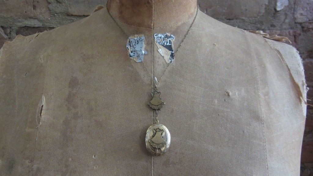 https://i.etsystatic.com/7657187/r/il/560601/494350960/il_fullxfull.494350960_kzen.jpg