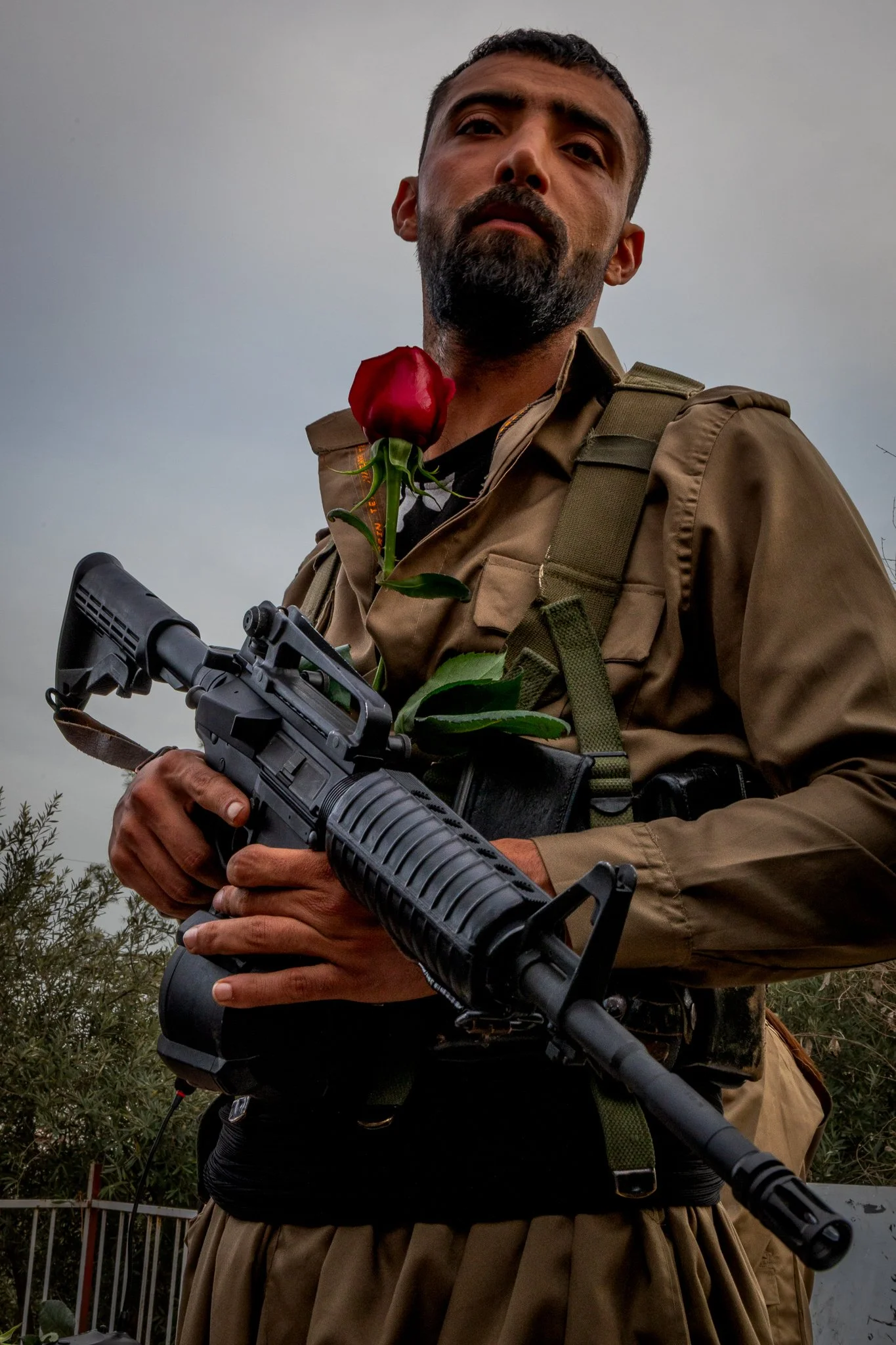 WhatWomenCarry_08.jpg