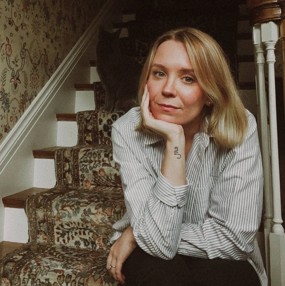 Hannah Bates with cat.jpeg