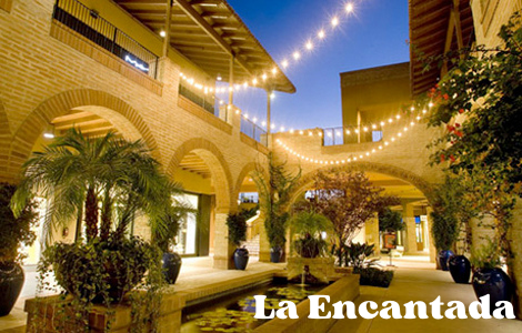 La Encantada Shopping Center