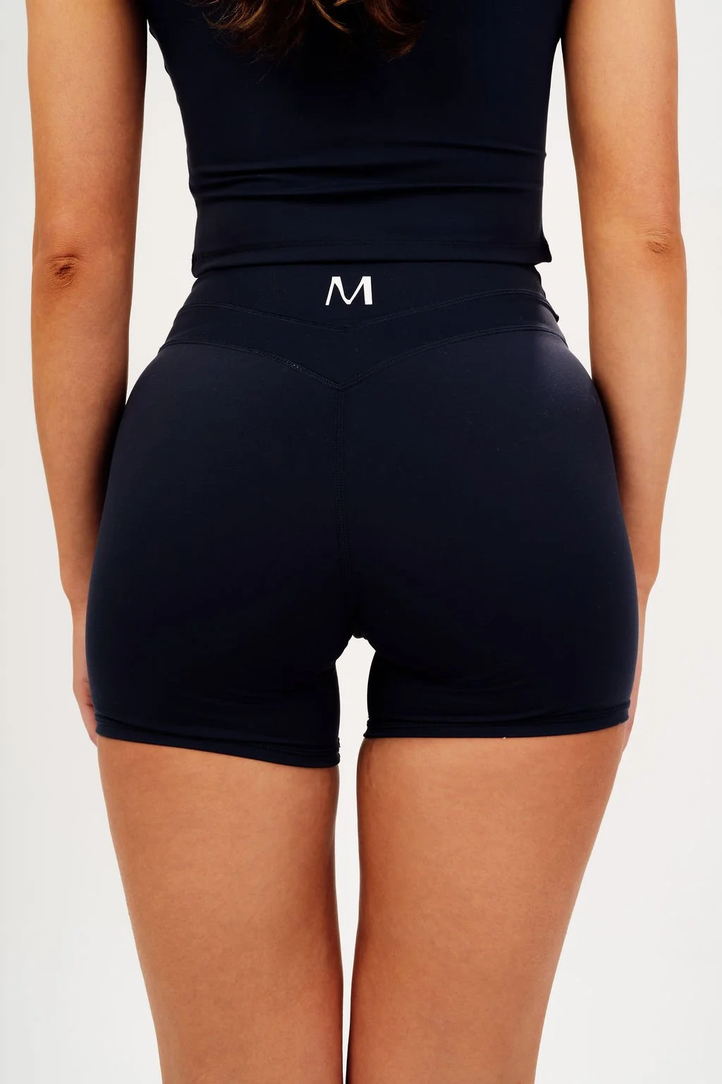 MOVE Shorts