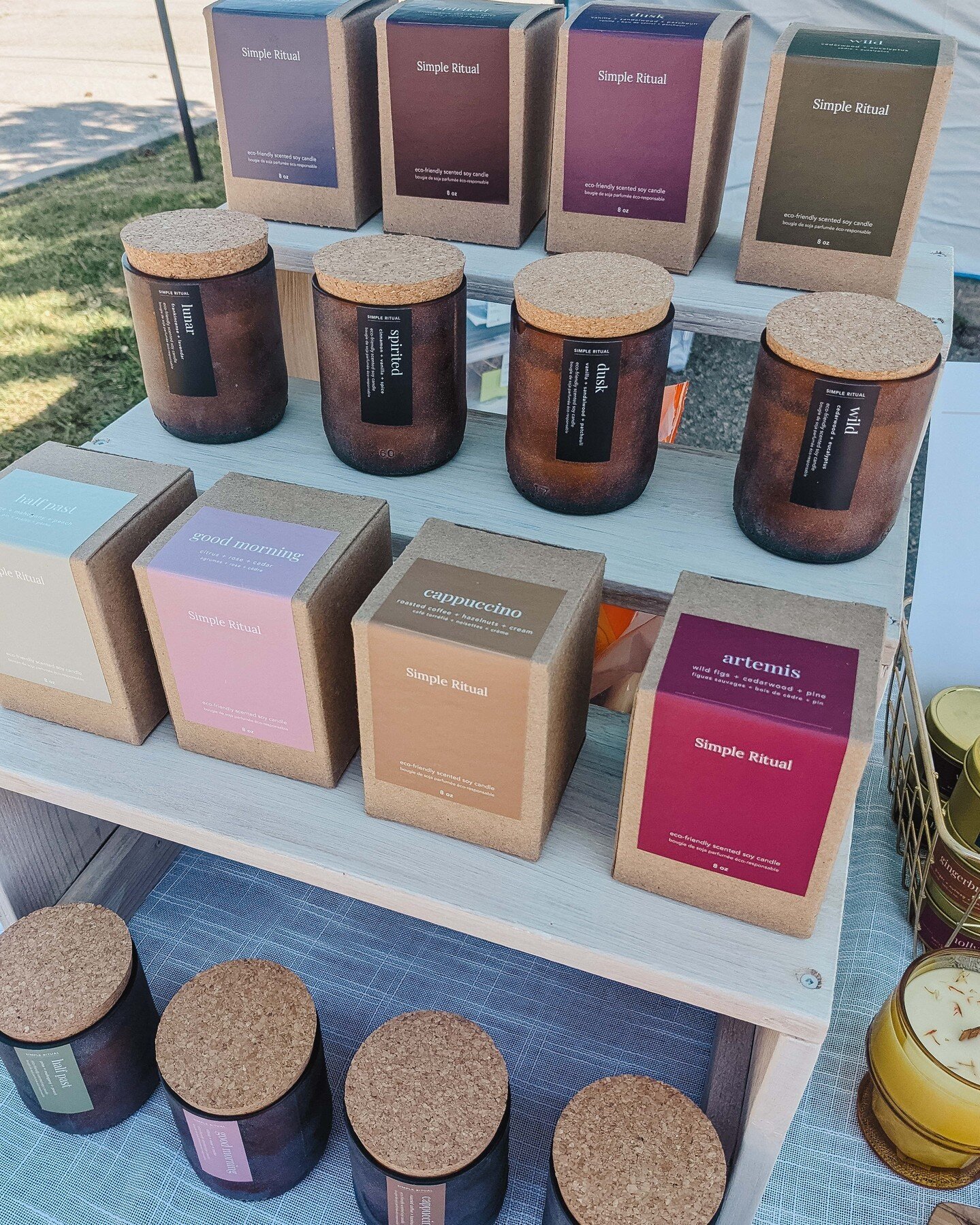 Hey there east end friends! Great news, you can continue to shop Simple Ritual at @themakershubofcanada from now until the end of the year! We love partnering with local retail stores to bring you one step closer to smelling our candles IRL.