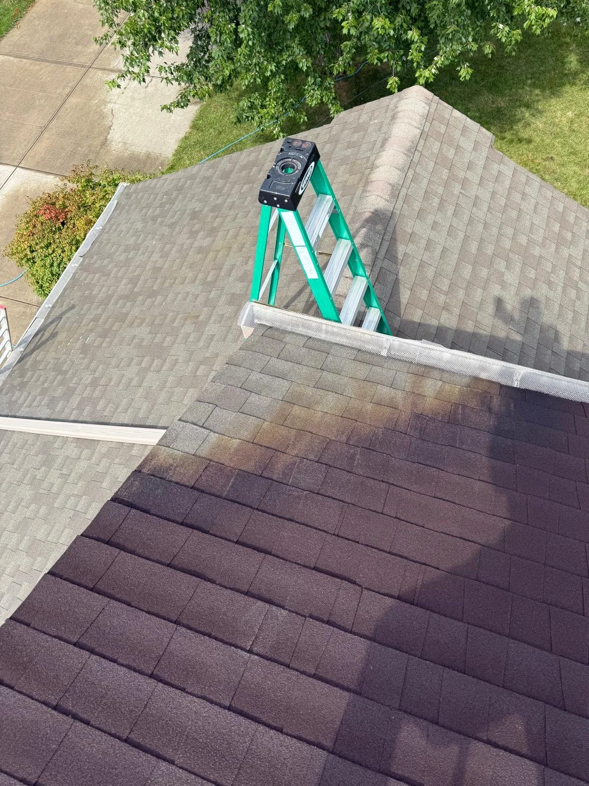 Roof Soft Washing in Cincinnati, Ohio: Safely Remove Algae, Dirt &amp; Black Streaks