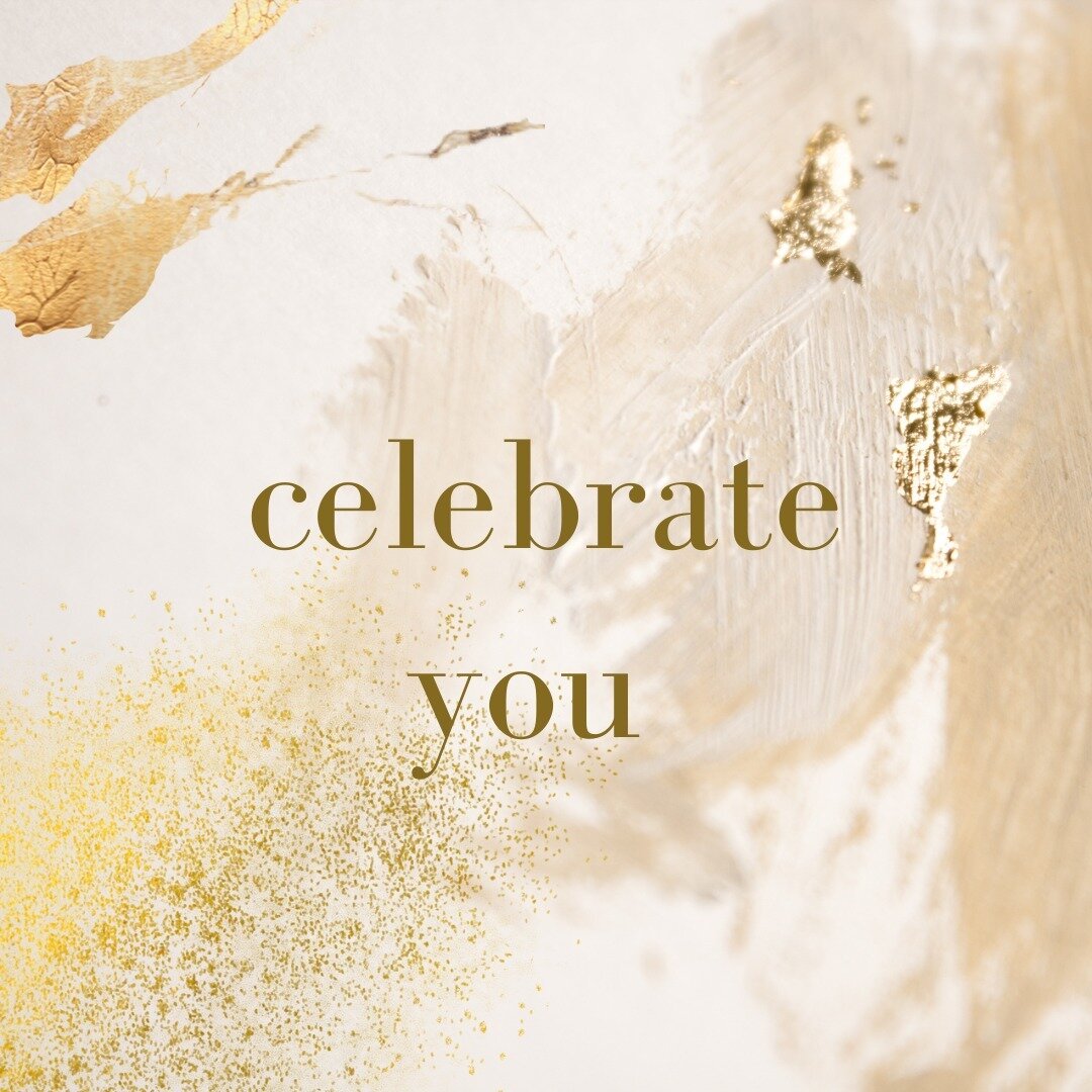 As you pack away the holiday decorations and pack away 2022, don't forget to take some moments to celebrate you and all your successes and learnings from the last year. 

#everlygrace #wholebeauty #cleanbeauty #esthetician #selfcare #selflove #spaday