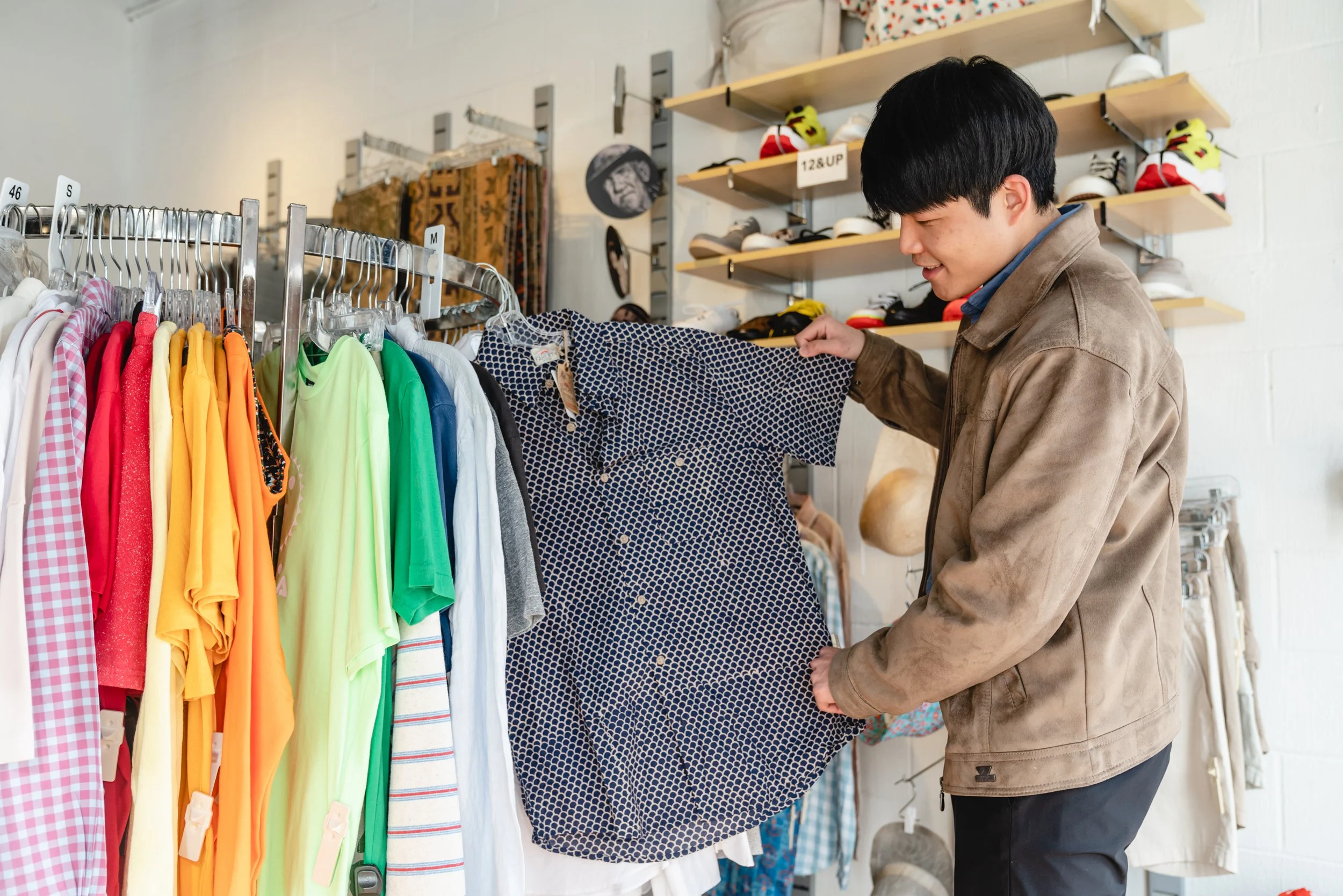  United Apparel Liquidators