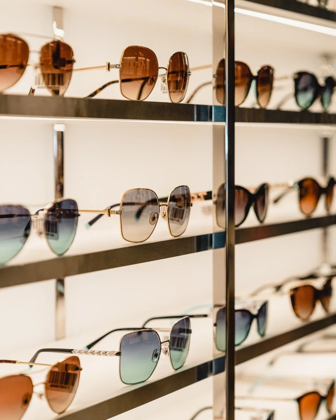 Summer in Austin starts with the right pair of sunnies! Find your next go-to pair at @sunglasshut and step into the season with style. 🕶️ ✨ 

Join The Sun Club loyalty program to unlock gifts, members-only savings, exclusive previews, and more all s