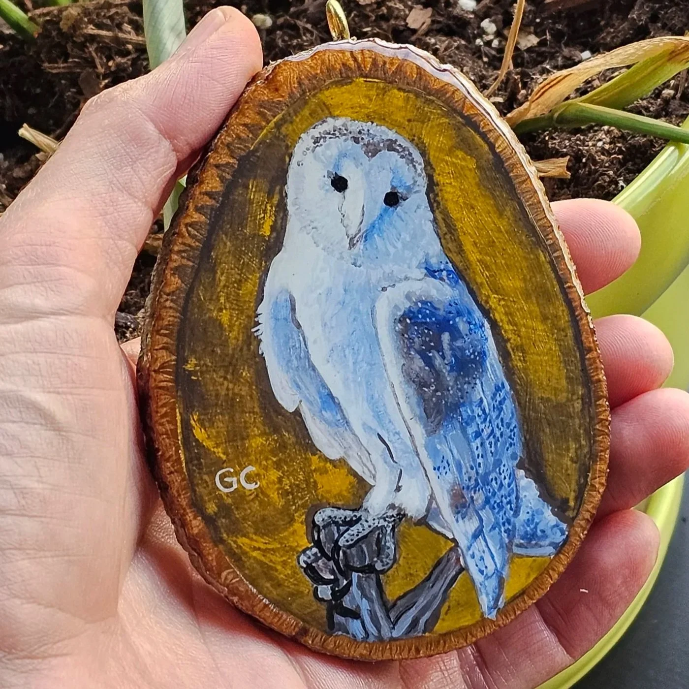 Owl on a wood cookie, Gouache 2023