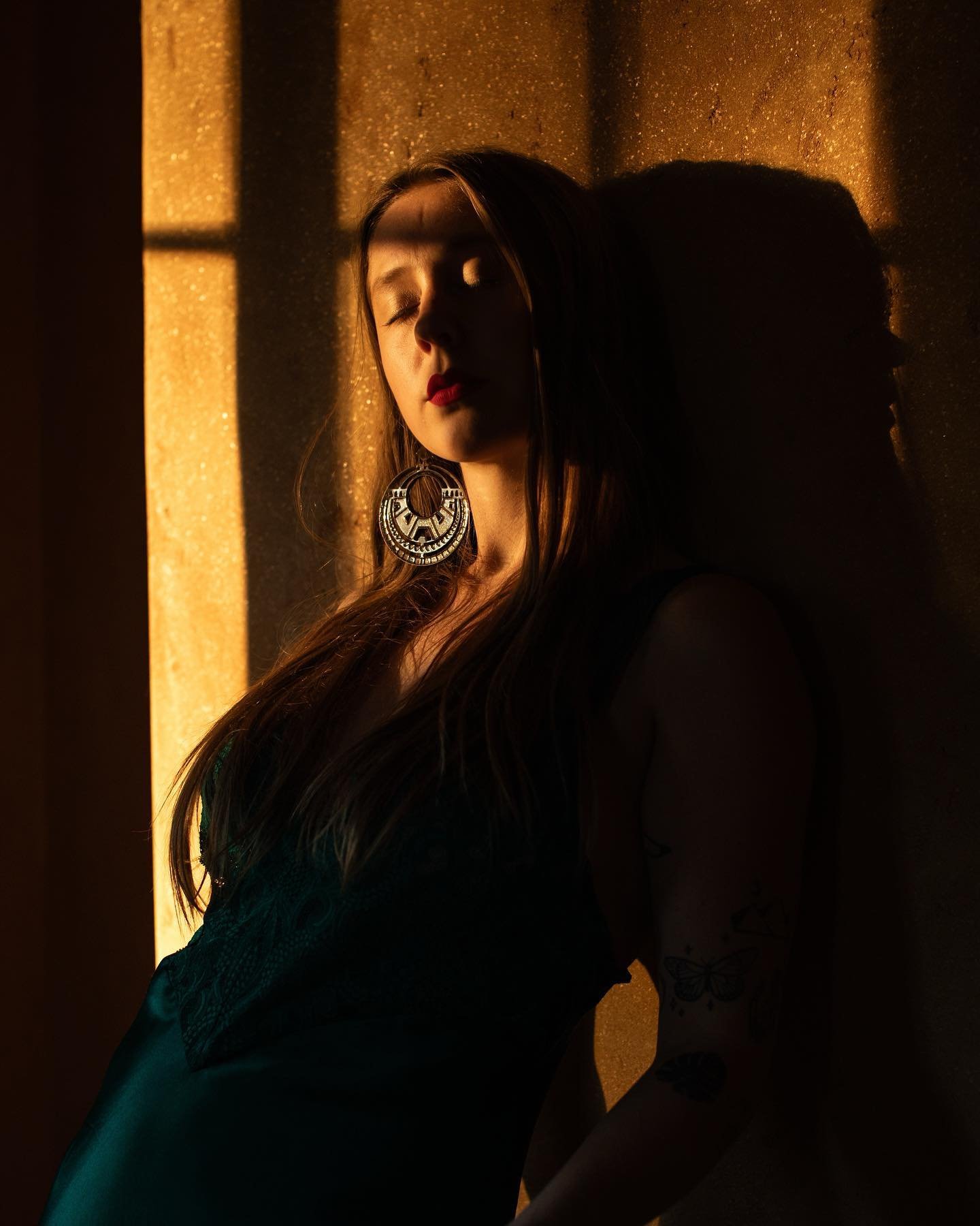 Honey colored sunsets with @highvibecurator