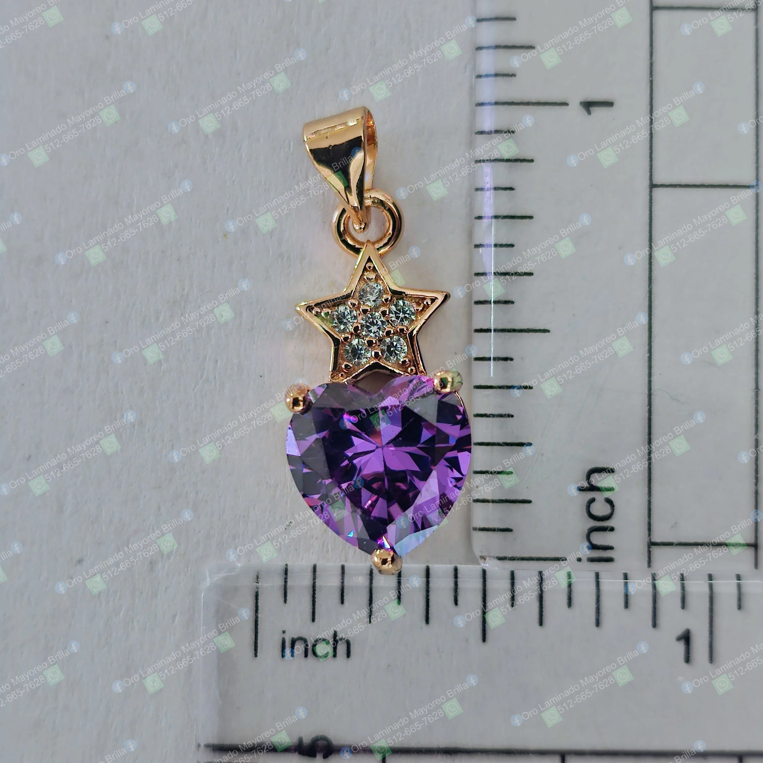 Dije color oro con corazón morado y estrella brillante | Gold color pendant with purple heart stone and sparkling star