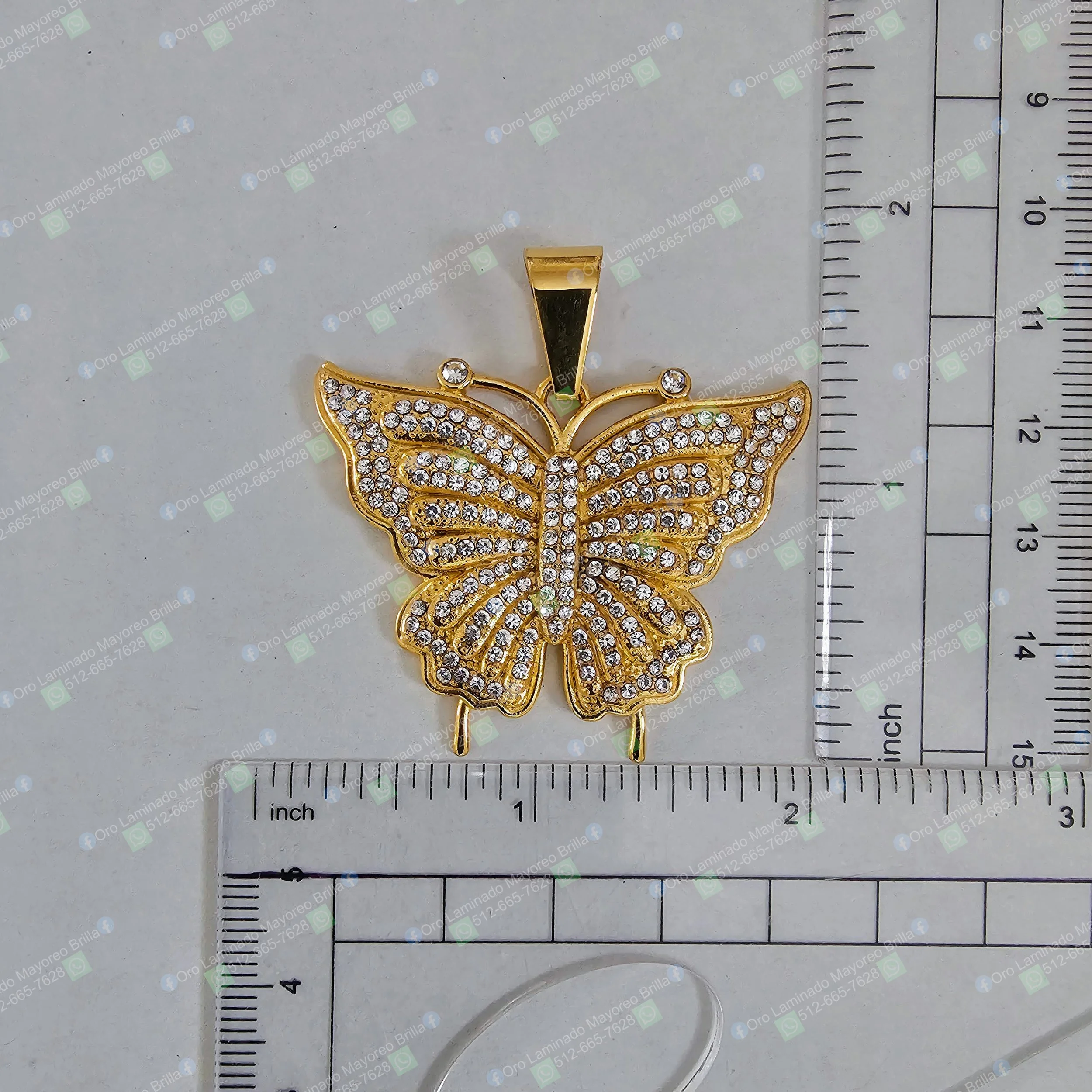 Dije mariposa grande con piedras brillantes de acero inoxidable color oro para joyeria mayoreo | Large butterfly pendant with sparkling stones stainless steel gold color for wholesale jewelry